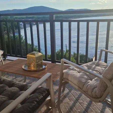 Santa Marina Village - Purple Harmony Sea View Apartman *